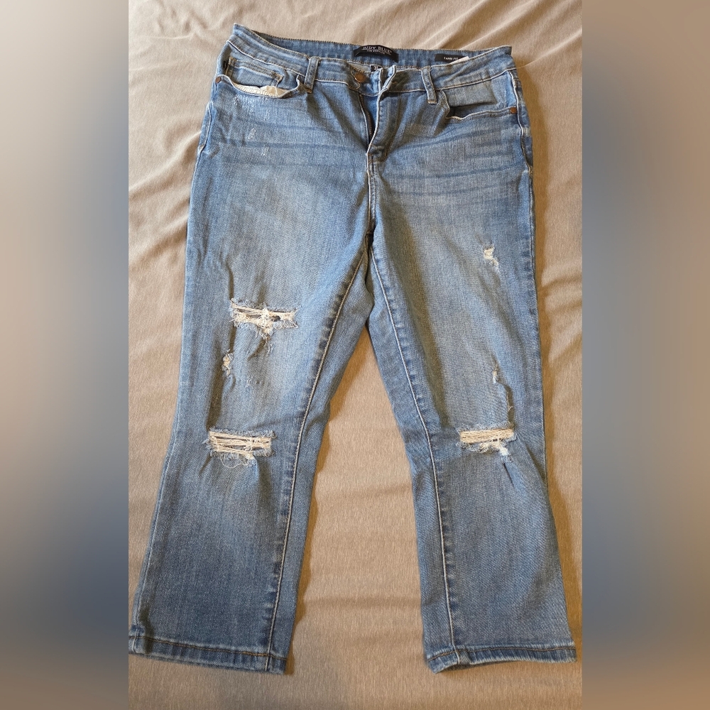 Judy Blue Skinny Distressed Blue Capri Jeans